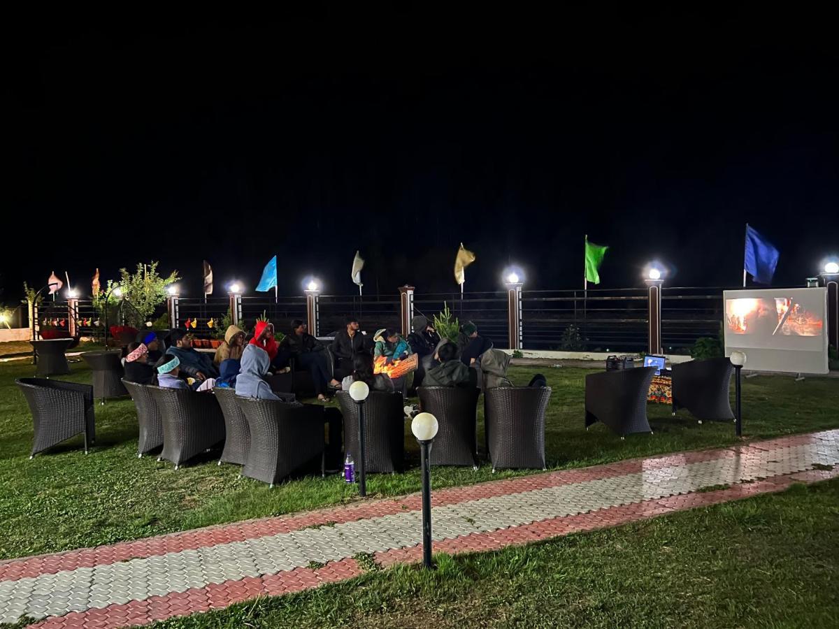 קרגיל Hotel Chhutuk Heights מראה חיצוני תמונה