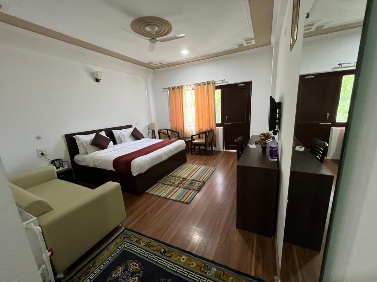 קרגיל Hotel Chhutuk Heights מראה חיצוני תמונה